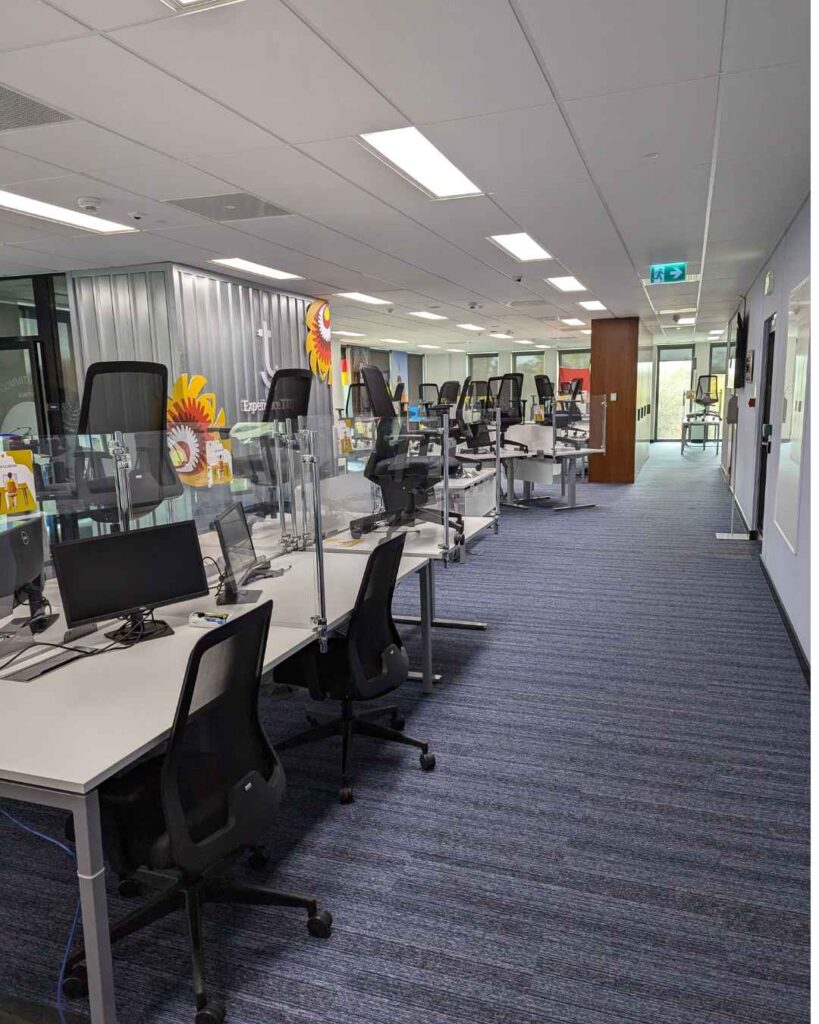 open space z wykładziną